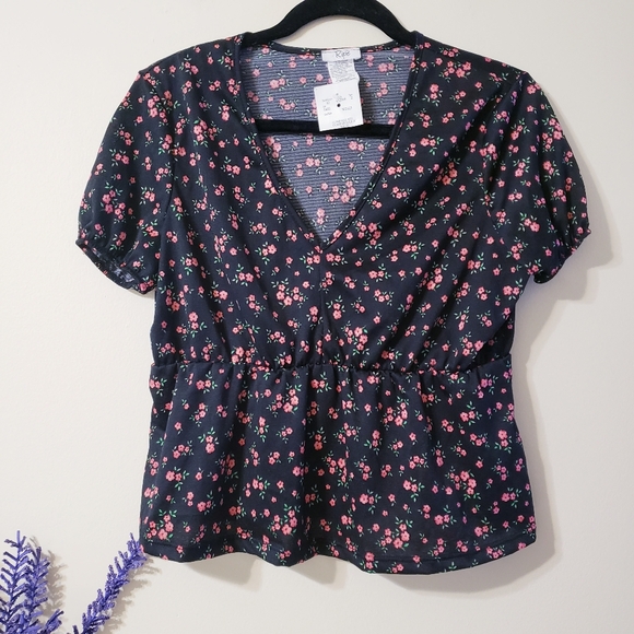 Pepblum NWT Floral Crop Top - M - Picture 7 of 9
